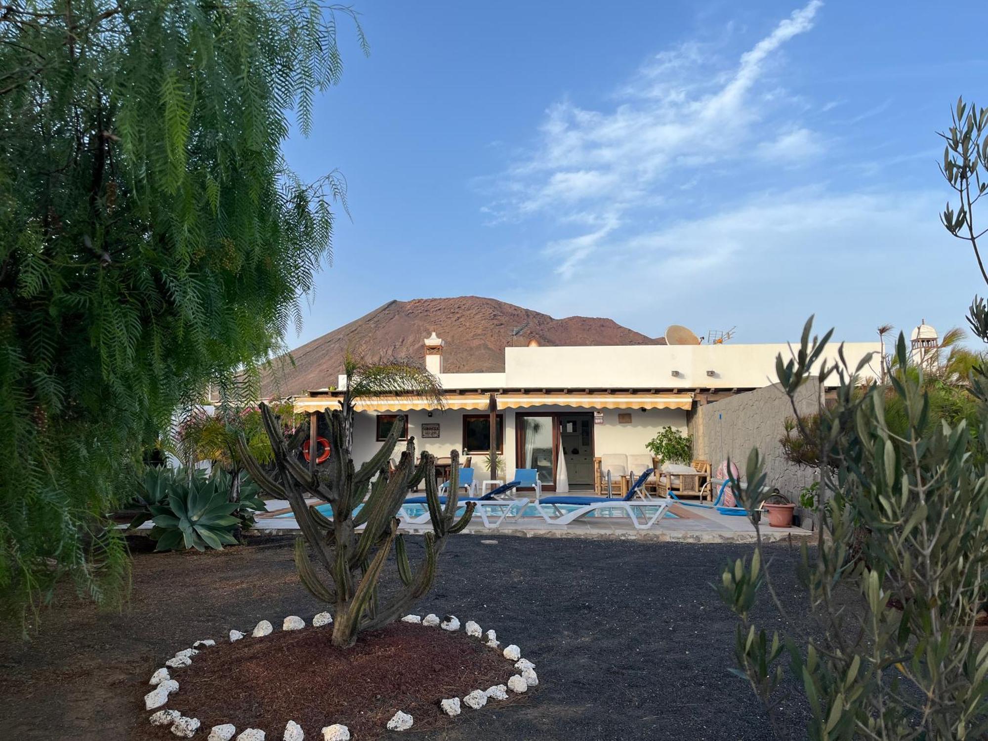 Villa Chloe Playa Blanca  Exteriör bild